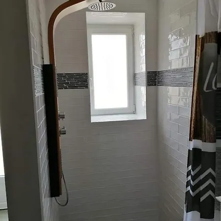 Oda ve Kahvaltı Napheo Tonnay-Charente