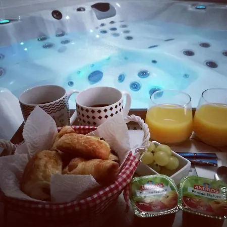 Napheo Oda ve Kahvaltı